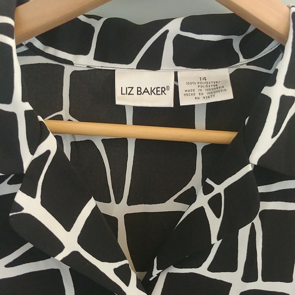 Liz Baker Art Deco Patterned Shirt - Picture 2 of 9